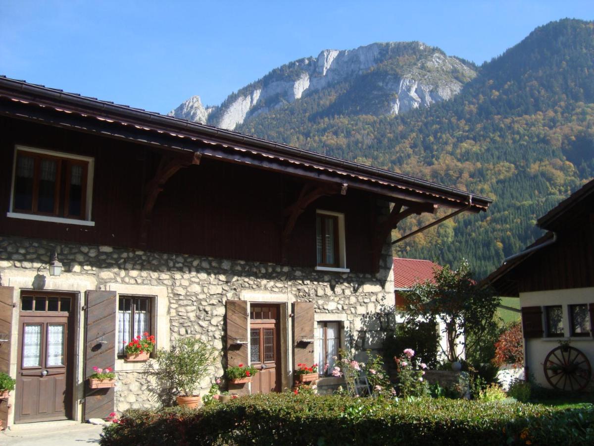 Chez Mémé Cour Villa Bellevaux Esterno foto